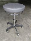 5346 Reliance Hydraulic Surgeon Surgery Dental Exam Stool Chair Back Rest