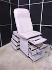 S3182 V98550 Midmark 304 Exam Table