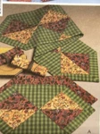 Uncut 2004 Mccall Crafts M4486 Kitchen Table Runners Placemats Napkins For Fqs. Fixed Price $8.99.