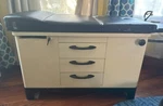 1920'S Hamilton Mfg. Medical Exam Table. Fixed Price $450.00.