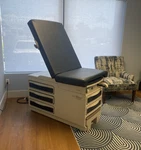Pre-owned Midmark Ritter 204 Exam Table Excellent Condition Drawer Warmer/pelvic. Fixed Price $1000.00.
